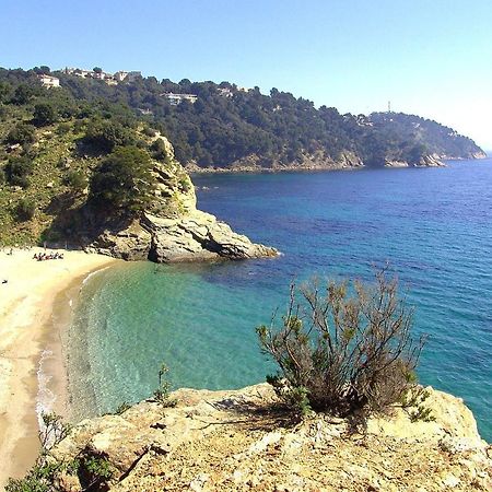 TI SABLE Agréable studio cabine climatisé, Jolie Vue Mer, Piscine à Cavalaire sur Mer Exterior foto